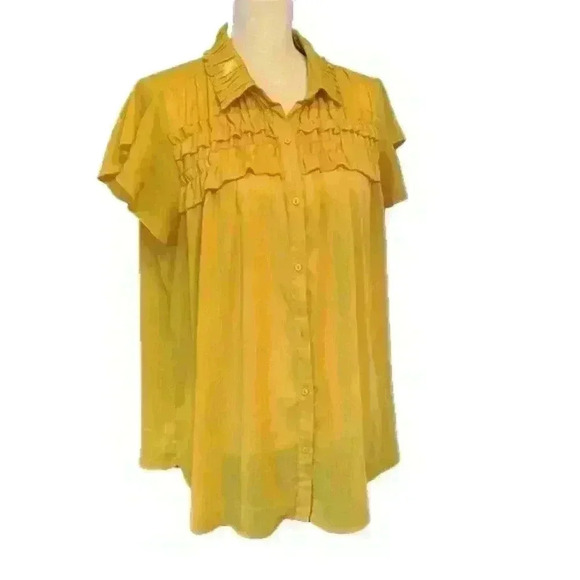 Doe & Rae Mustard Yellow Flutter Sleeve Button Down Size L - Picture 1 of 8